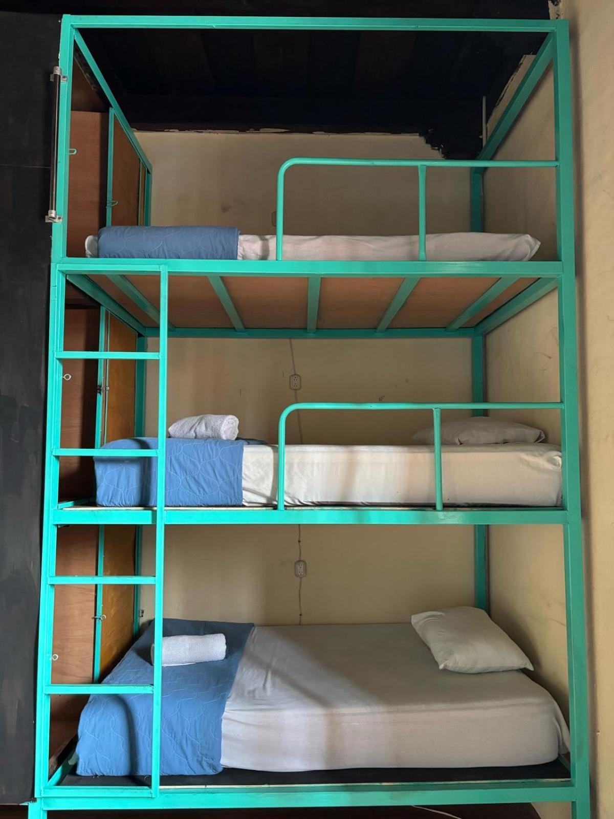 Volko Hostel Antigua Zimmer foto